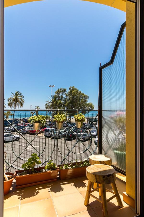 Soek Pedregalejo Seafront Holidays Homes Малага Екстериор снимка