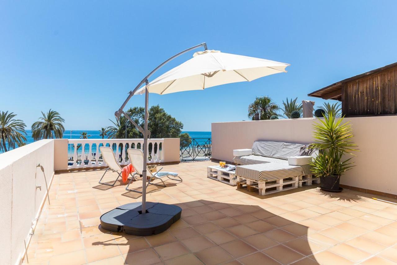 Soek Pedregalejo Seafront Holidays Homes Малага Екстериор снимка