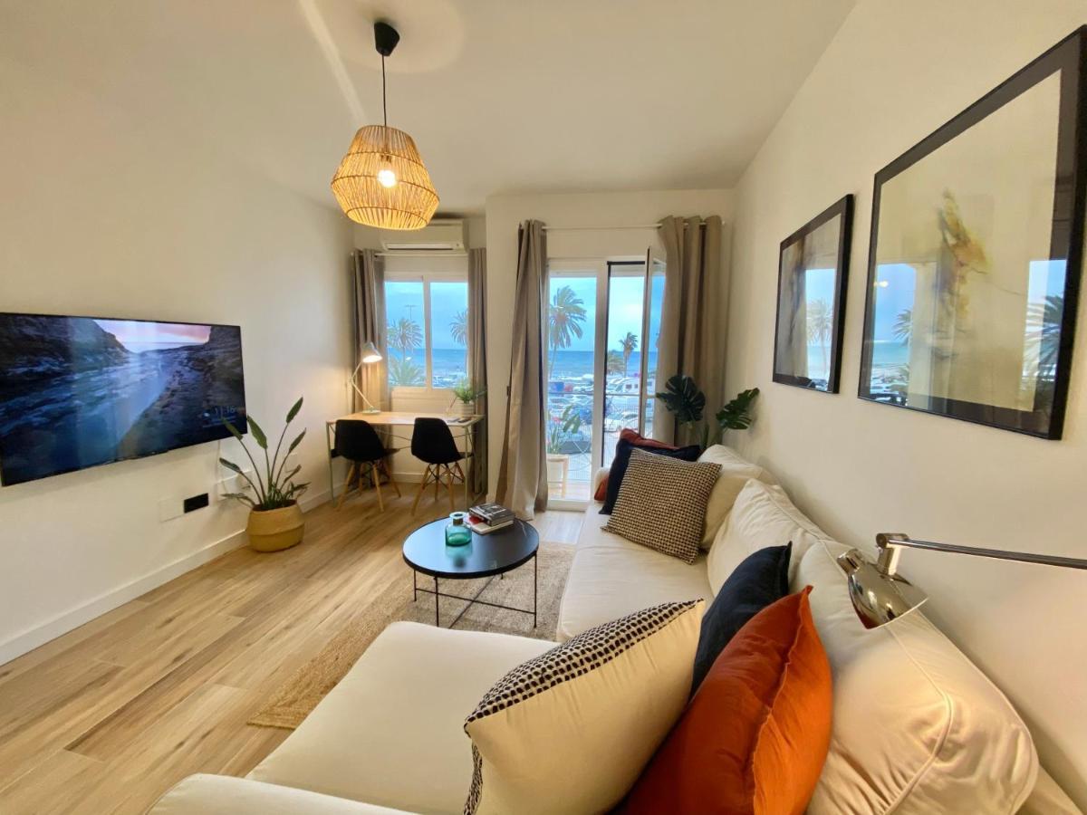 Soek Pedregalejo Seafront Holidays Homes Малага Екстериор снимка